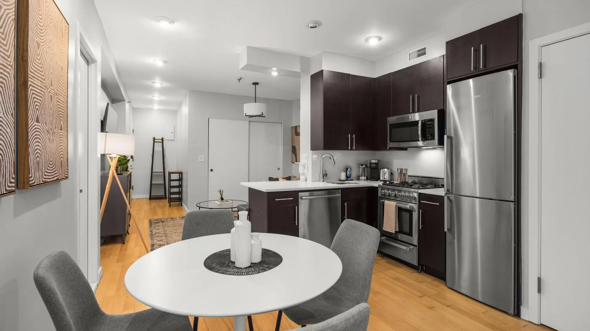 Stylish 2Br Apartment In The Heart Of East Village New York
